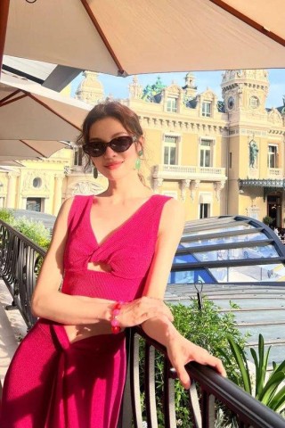 夏日的钟楚曦：你可真是把我辣得说不出话